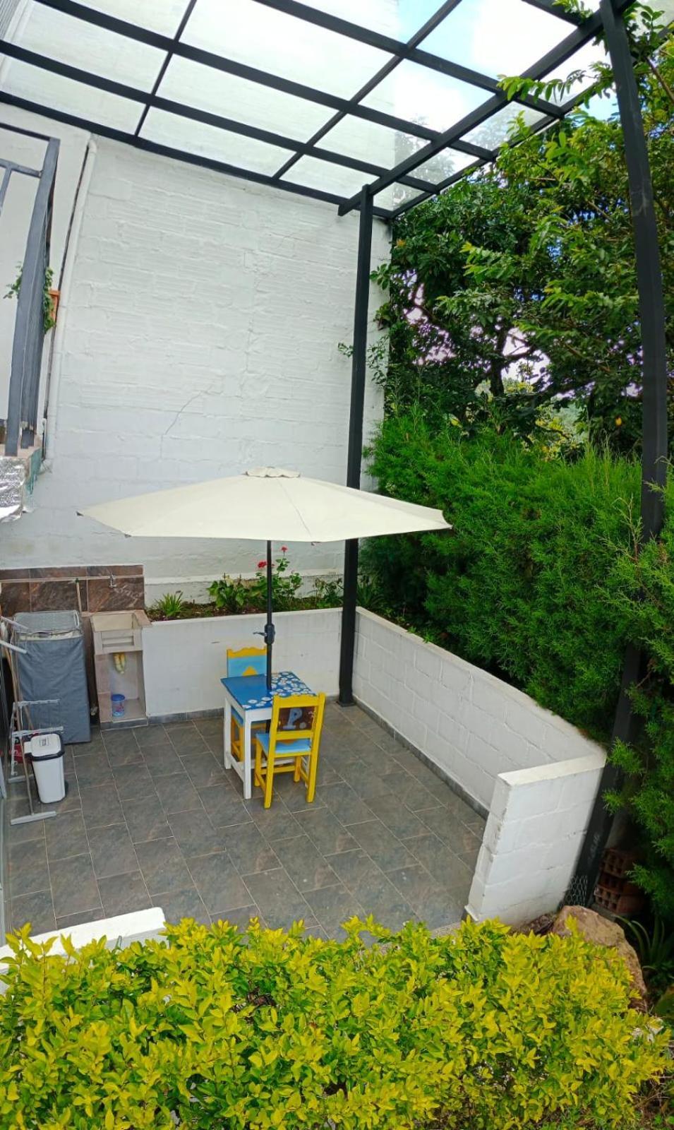 Bird House - Apartament คาร์ดิน ภายนอก รูปภาพ